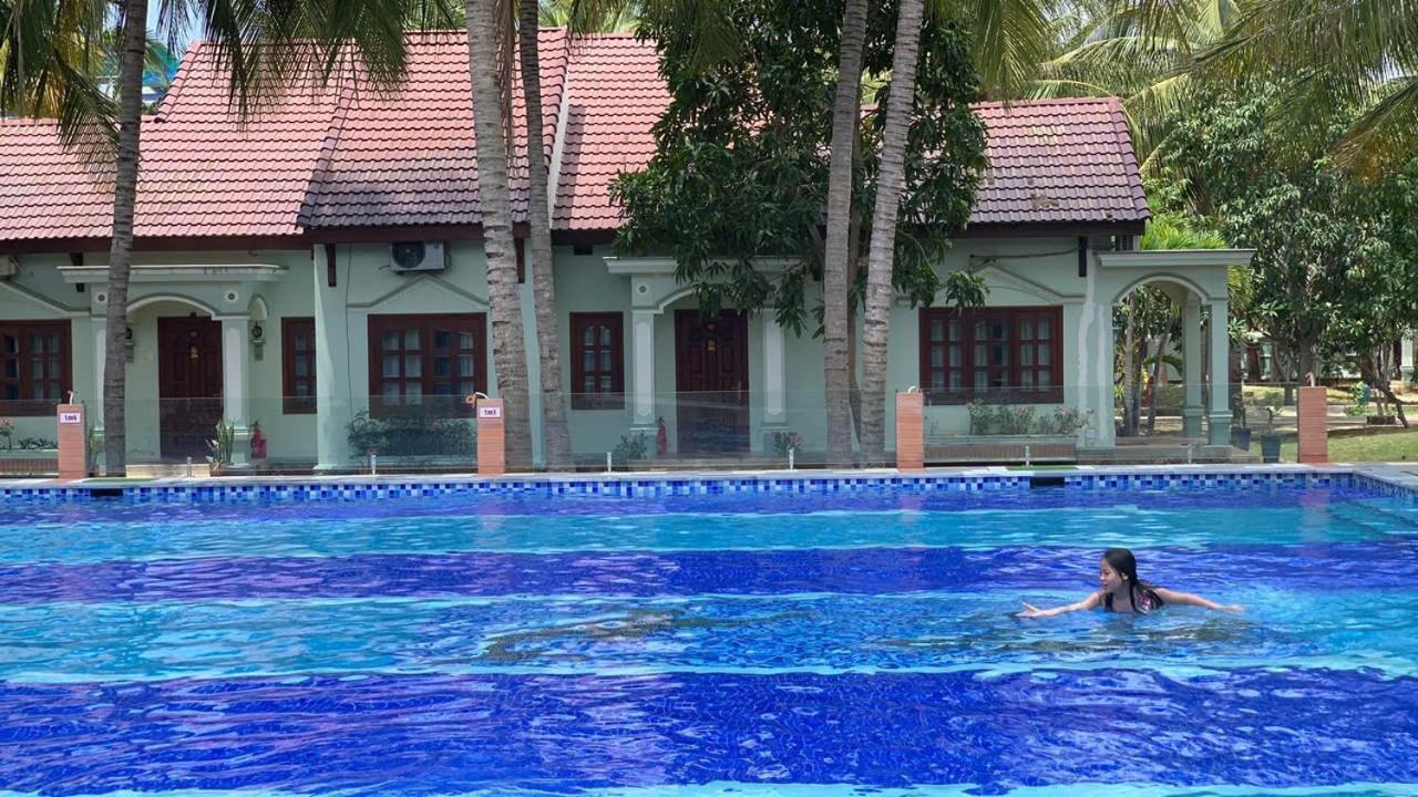Gold Rooster Resort Phan Rang Exteriér fotografie